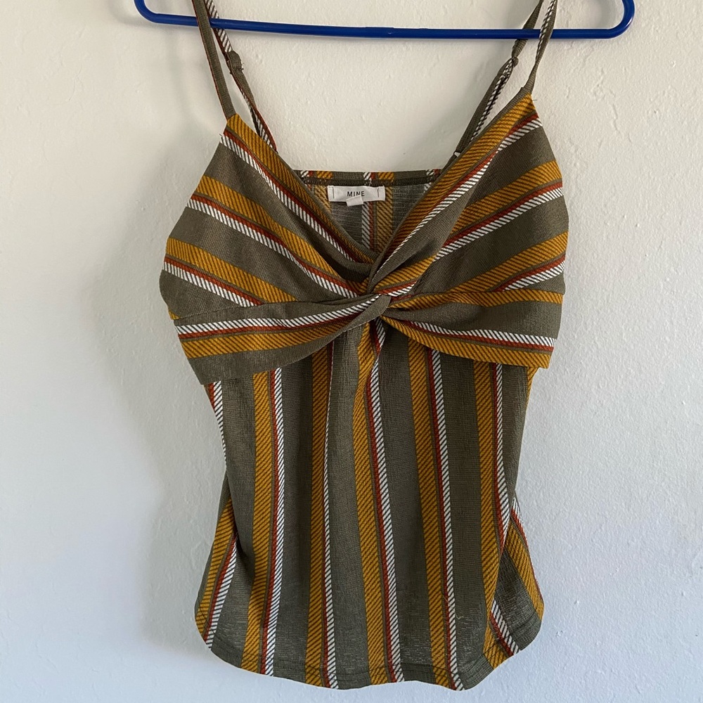 front tie tank top🌼
